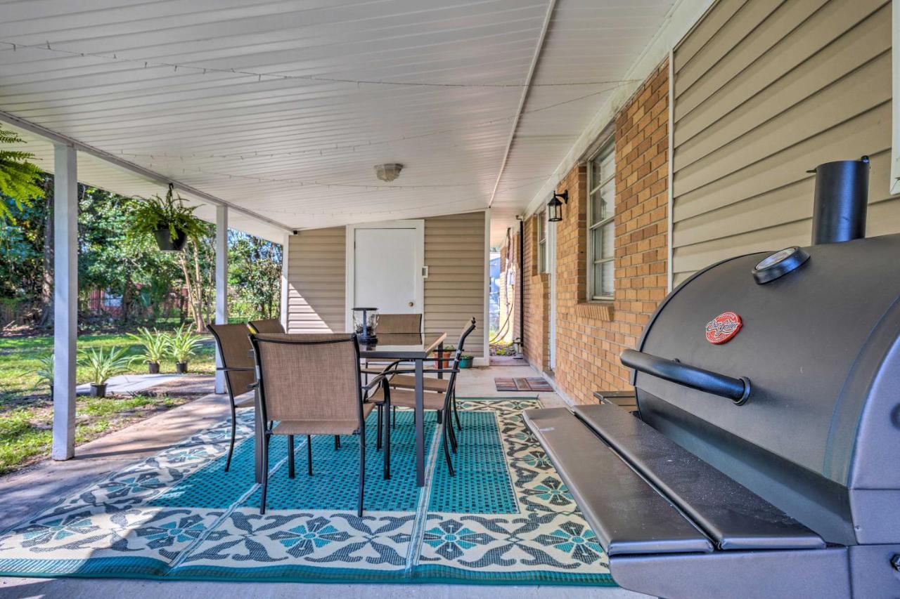 Charming Escape Half-mile To Beach! *
