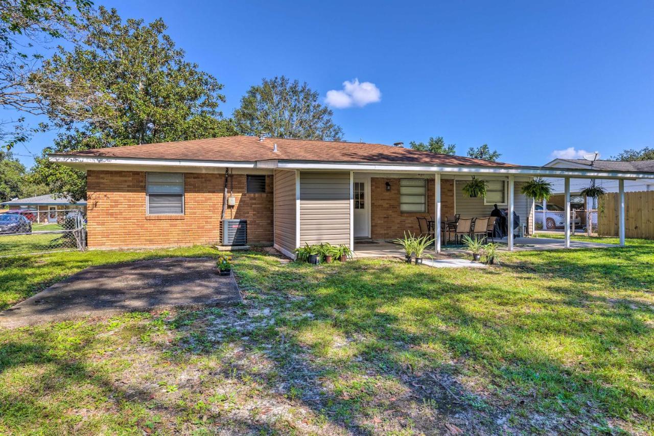 Holiday home Charming Escape Half-mile To Beach! Gulfport